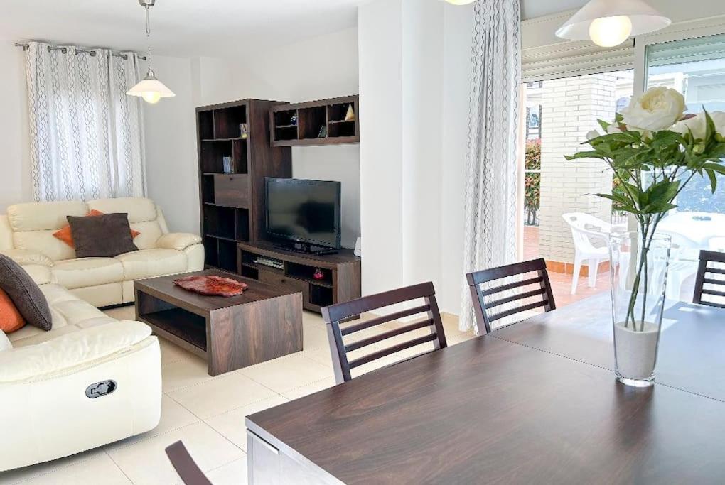Piso Bajo 3 Habitaciones 2 Banos Y Gran Terraza 데니아 외부 사진